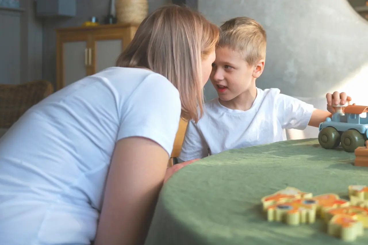 A Ética do Tratamento com Células-Tronco para Autismo em Crianças Pequenas