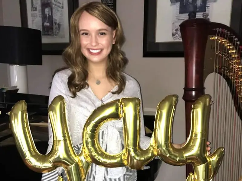Jocelyn McGlynn, estudante do Canadá, encontra as células-tronco